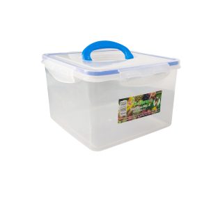 Contenedor de plástico transparente con tapa y asa azul para almacenamiento de moldes y alimentos.