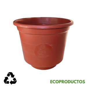 Vaso de barro ecológico para plantas, fabricación artesanal, ideal para jardines sostenibles y decorativos.